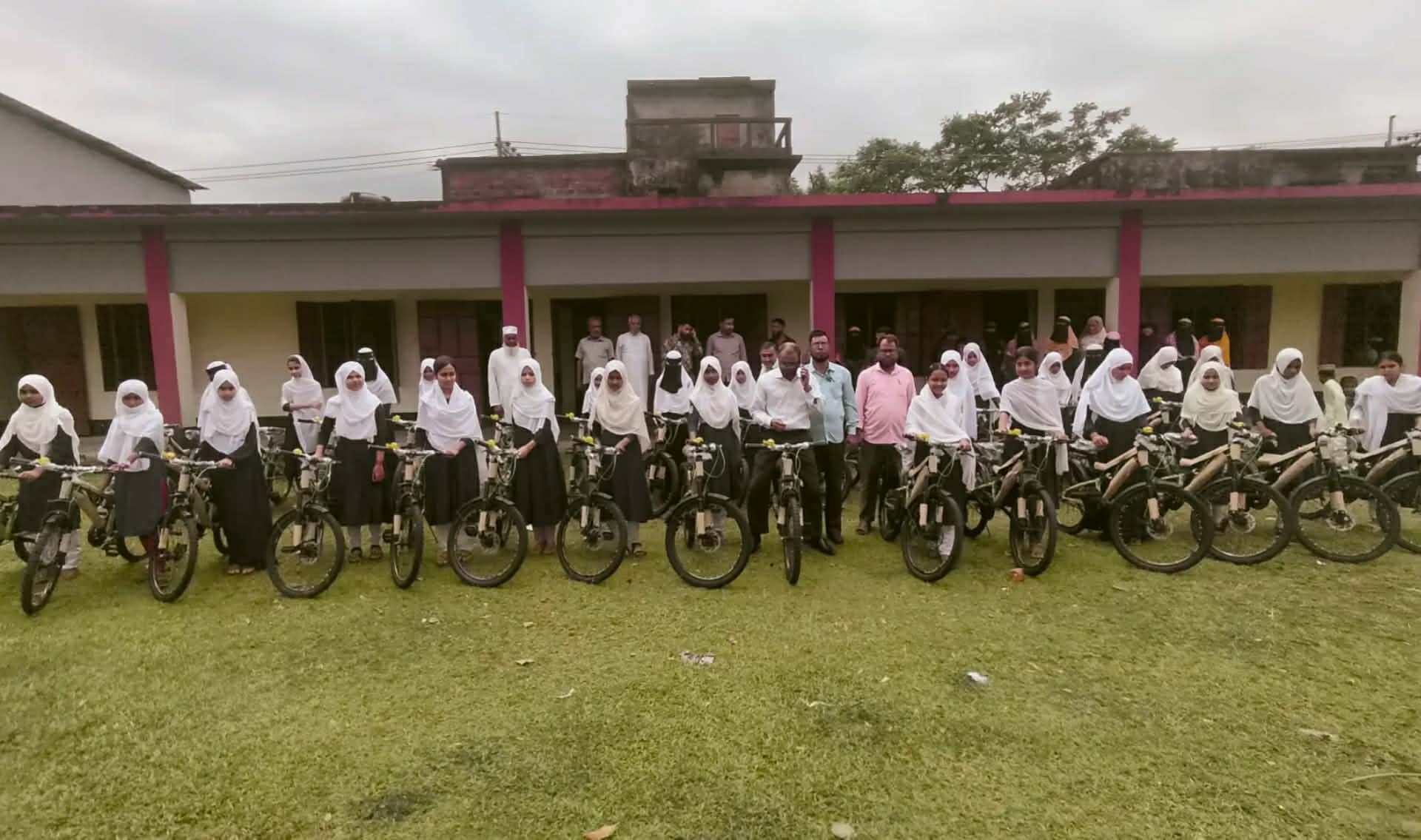 প্রধান উপদেষ্টা পদত্যাগ করবেন না: ফাইজ তাইয়েব আহমেদ