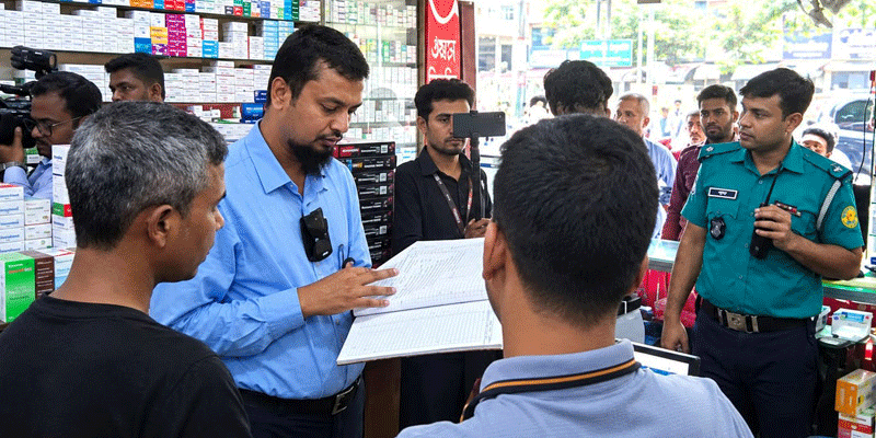 প্রধান উপদেষ্টা পদত্যাগ করবেন না: ফাইজ তাইয়েব আহমেদ