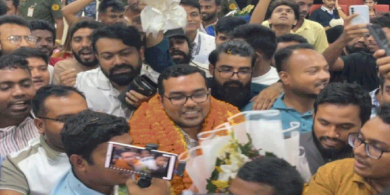 প্রধান উপদেষ্টা পদত্যাগ করবেন না: ফাইজ তাইয়েব আহমেদ