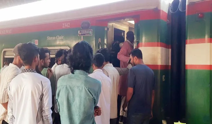 প্রধান উপদেষ্টা পদত্যাগ করবেন না: ফাইজ তাইয়েব আহমেদ
