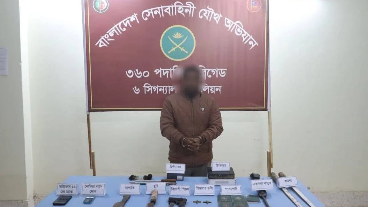 প্রধান উপদেষ্টা পদত্যাগ করবেন না: ফাইজ তাইয়েব আহমেদ