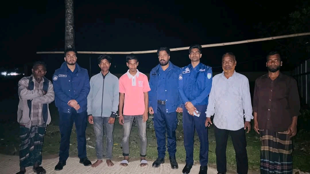 প্রধান উপদেষ্টা পদত্যাগ করবেন না: ফাইজ তাইয়েব আহমেদ
