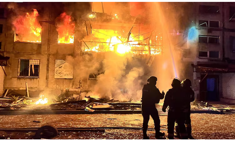 প্রধান উপদেষ্টা পদত্যাগ করবেন না: ফাইজ তাইয়েব আহমেদ