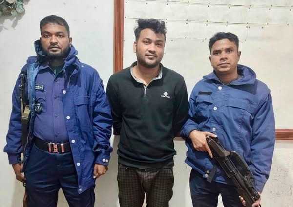 প্রধান উপদেষ্টা পদত্যাগ করবেন না: ফাইজ তাইয়েব আহমেদ