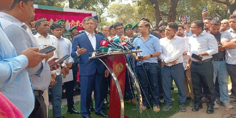 প্রধান উপদেষ্টা পদত্যাগ করবেন না: ফাইজ তাইয়েব আহমেদ