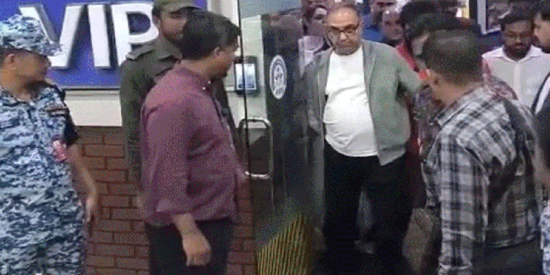 প্রধান উপদেষ্টা পদত্যাগ করবেন না: ফাইজ তাইয়েব আহমেদ