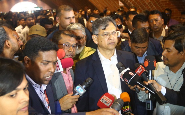 প্রধান উপদেষ্টা পদত্যাগ করবেন না: ফাইজ তাইয়েব আহমেদ