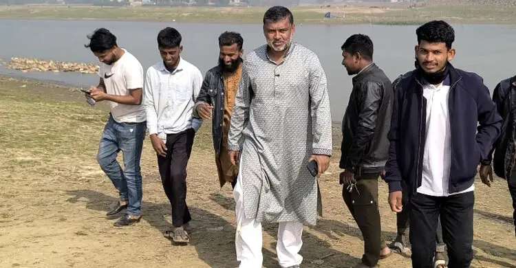 প্রধান উপদেষ্টা পদত্যাগ করবেন না: ফাইজ তাইয়েব আহমেদ