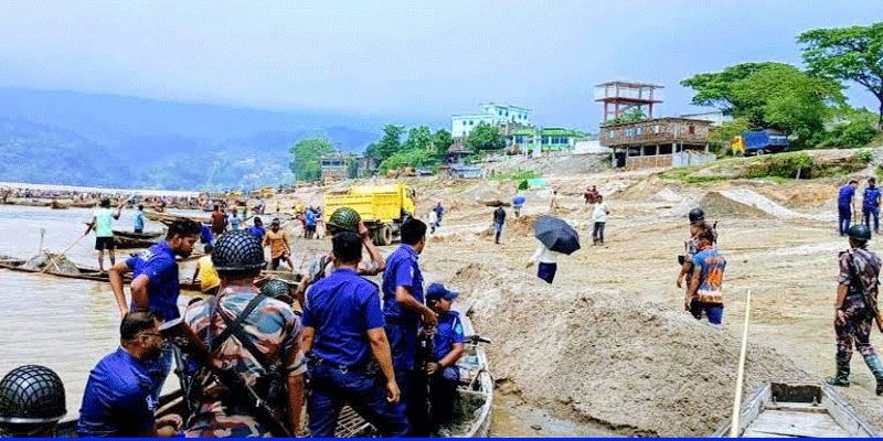 প্রধান উপদেষ্টা পদত্যাগ করবেন না: ফাইজ তাইয়েব আহমেদ