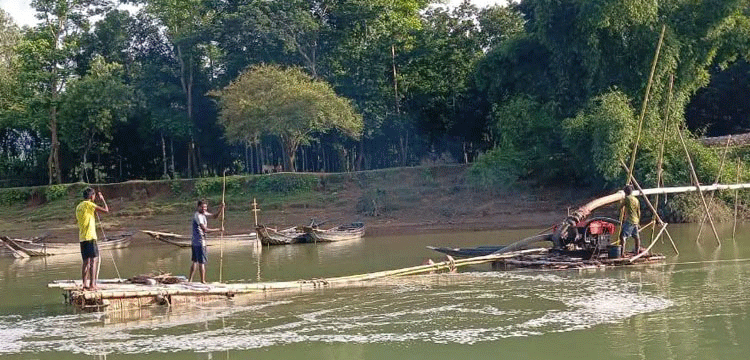 প্রধান উপদেষ্টা পদত্যাগ করবেন না: ফাইজ তাইয়েব আহমেদ