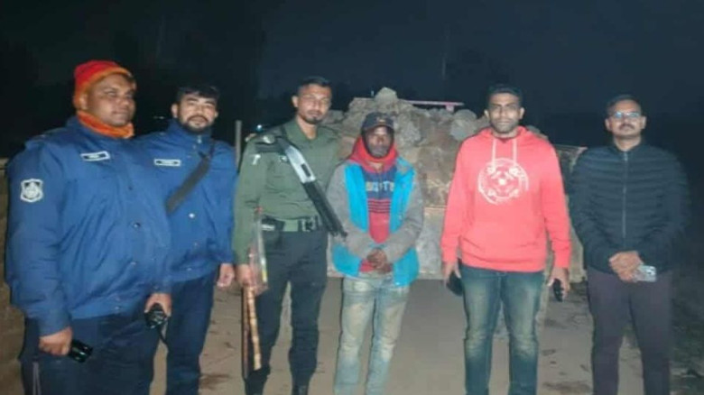 প্রধান উপদেষ্টা পদত্যাগ করবেন না: ফাইজ তাইয়েব আহমেদ