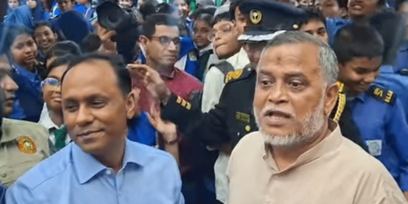 প্রধান উপদেষ্টা পদত্যাগ করবেন না: ফাইজ তাইয়েব আহমেদ