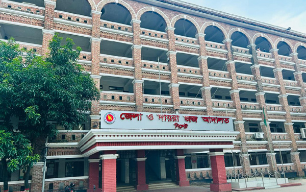 প্রধান উপদেষ্টা পদত্যাগ করবেন না: ফাইজ তাইয়েব আহমেদ