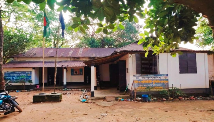প্রধান উপদেষ্টা পদত্যাগ করবেন না: ফাইজ তাইয়েব আহমেদ