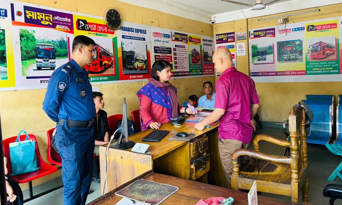 প্রধান উপদেষ্টা পদত্যাগ করবেন না: ফাইজ তাইয়েব আহমেদ