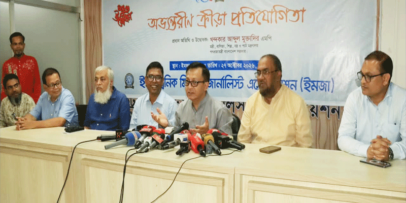 প্রধান উপদেষ্টা পদত্যাগ করবেন না: ফাইজ তাইয়েব আহমেদ