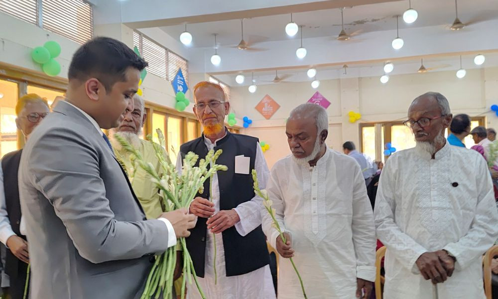 প্রধান উপদেষ্টা পদত্যাগ করবেন না: ফাইজ তাইয়েব আহমেদ