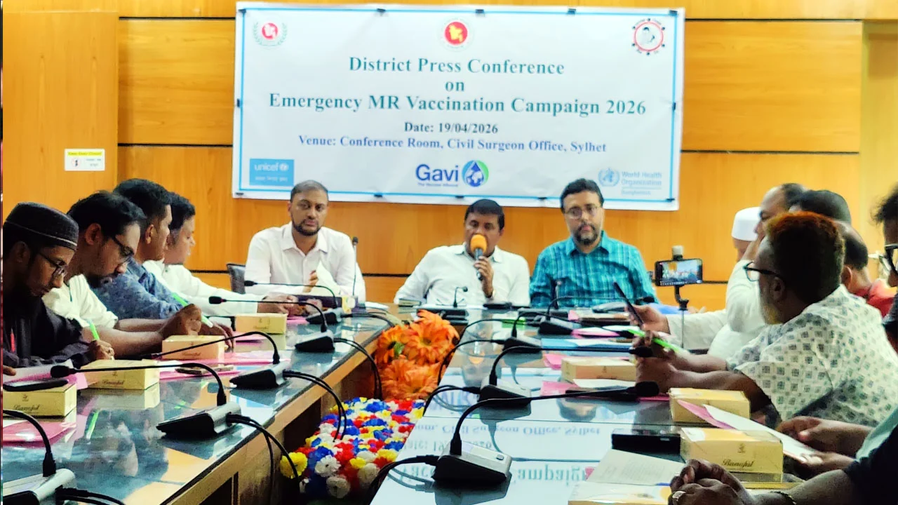 প্রধান উপদেষ্টা পদত্যাগ করবেন না: ফাইজ তাইয়েব আহমেদ