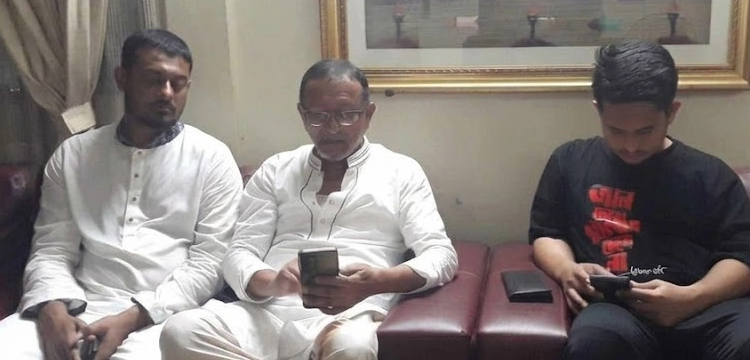 প্রধান উপদেষ্টা পদত্যাগ করবেন না: ফাইজ তাইয়েব আহমেদ