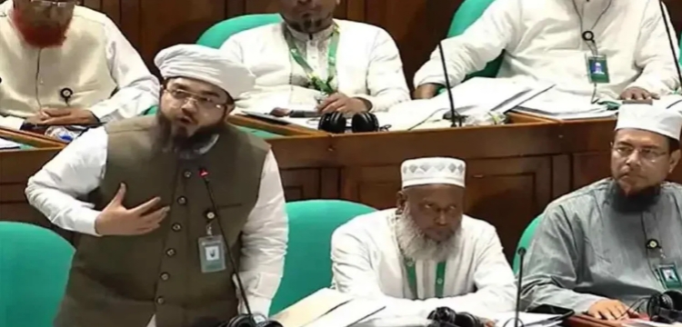 প্রধান উপদেষ্টা পদত্যাগ করবেন না: ফাইজ তাইয়েব আহমেদ