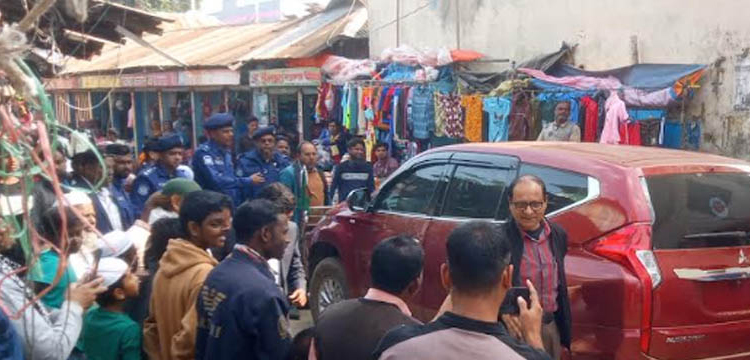 প্রধান উপদেষ্টা পদত্যাগ করবেন না: ফাইজ তাইয়েব আহমেদ