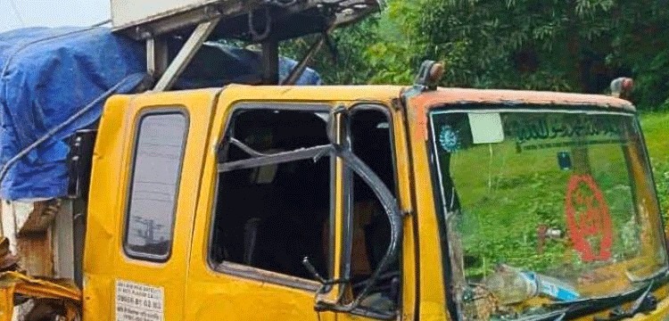 প্রধান উপদেষ্টা পদত্যাগ করবেন না: ফাইজ তাইয়েব আহমেদ