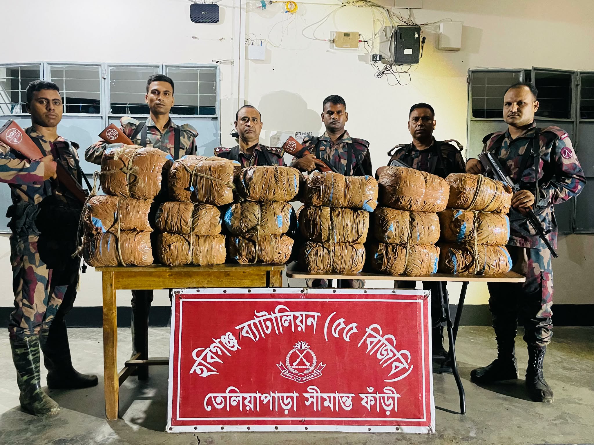 প্রধান উপদেষ্টা পদত্যাগ করবেন না: ফাইজ তাইয়েব আহমেদ