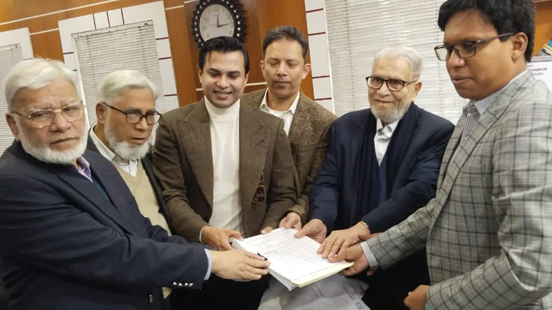 প্রধান উপদেষ্টা পদত্যাগ করবেন না: ফাইজ তাইয়েব আহমেদ