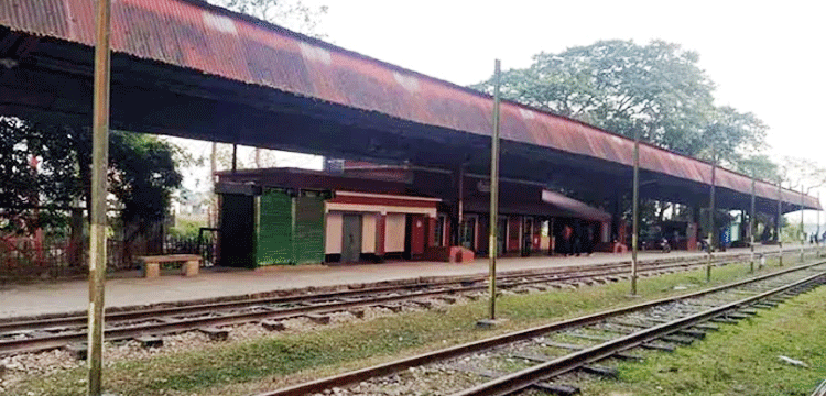 প্রধান উপদেষ্টা পদত্যাগ করবেন না: ফাইজ তাইয়েব আহমেদ