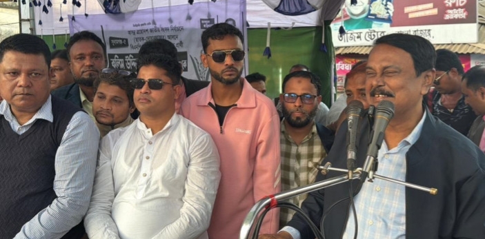 প্রধান উপদেষ্টা পদত্যাগ করবেন না: ফাইজ তাইয়েব আহমেদ