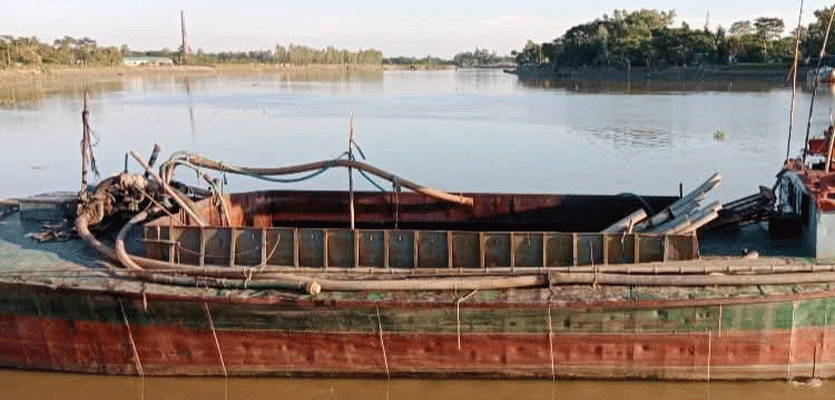 প্রধান উপদেষ্টা পদত্যাগ করবেন না: ফাইজ তাইয়েব আহমেদ