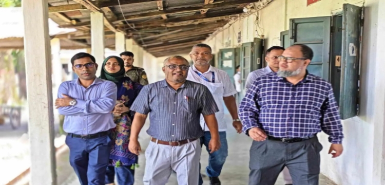 প্রধান উপদেষ্টা পদত্যাগ করবেন না: ফাইজ তাইয়েব আহমেদ