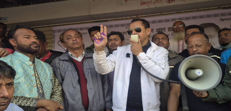 প্রধান উপদেষ্টা পদত্যাগ করবেন না: ফাইজ তাইয়েব আহমেদ