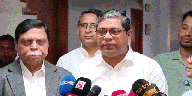 প্রধান উপদেষ্টা পদত্যাগ করবেন না: ফাইজ তাইয়েব আহমেদ