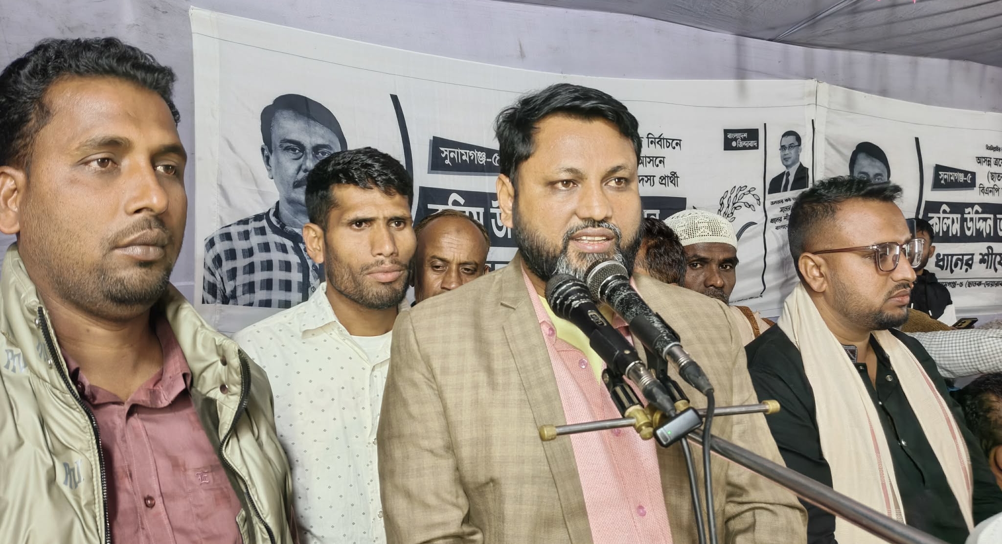 প্রধান উপদেষ্টা পদত্যাগ করবেন না: ফাইজ তাইয়েব আহমেদ