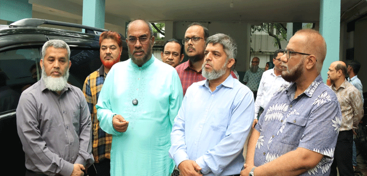 প্রধান উপদেষ্টা পদত্যাগ করবেন না: ফাইজ তাইয়েব আহমেদ