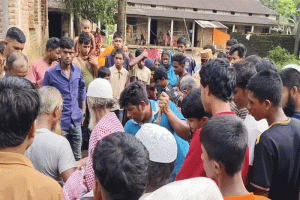 সুনামগঞ্জে চুরির অভিযোগে চোখে চুন,পা ভেঙে পঙ্গু করার নৃশংসতা!