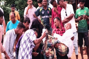 সুনামগঞ্জে ইজারা দ্বন্দ্বে খেয়া বন্ধ, দুর্ভোগে হাজারো যাত্রী