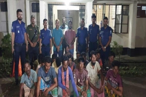 তাহিরপুরে অবৈধভাবে বালু উত্তোলনকালে আটক ১৭ জন