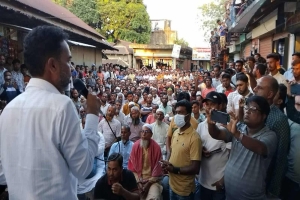ভ্রাতৃত্ব, সম্প্রীতি ও উন্নয়নের জন্য ধানের শীষে ভোট দিন: আনিসুল হক