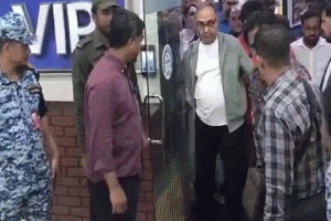 চিকিৎসা শেষে দেশে ফিরলেন মির্জা আব্বাস