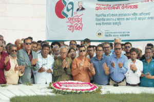শহীদ জিয়া ও খালেদা জিয়ার সমাধিতে জিয়াউর রহমান ফাউন্ডেশনের শ্রদ্ধা
