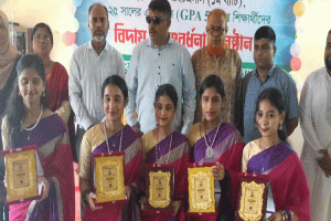 জকিগঞ্জে হাফছা মজুমদার ‘প্রতিভা নিবাস’ এর উদ্যোগে বিদায় সংবর্ধনা