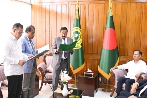 শপথ নিলেন শেরপুর-৩ ও বগুড়া-৬ আসনের নবনির্বাচিত দুই সংসদ সদস্য