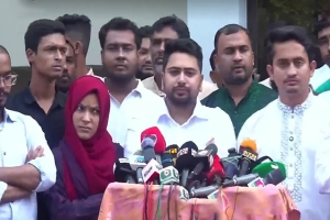 জাতীয় পার্টি ও আওয়ামী লীগ গণতন্ত্রের পক্ষে নয়