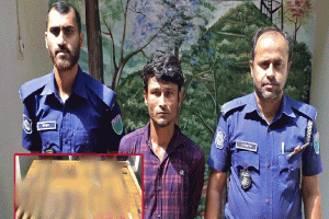 কুলাউড়ায় ডাকাতির প্রস্তুতিকালে অস্ত্রসহ গ্রেপ্তার ১