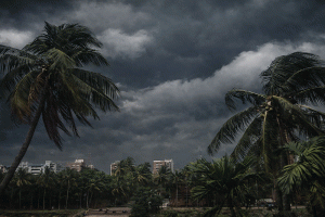 ঢাকাসহ ১২ অঞ্চলে ঝড়ের আভাস