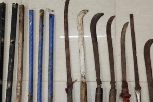 হবিগঞ্জে অভিযানে বিপুল দেশীয় অস্ত্র উদ্ধার