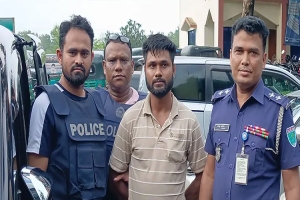 প্রধানমন্ত্রীকে নিয়ে কটূক্তি করায় গোলাপগঞ্জে ছাত্রলীগ নেতা গ্রেপ্তার