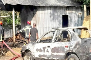 বড়লেখায় ভয়াবহ অগ্নিকাণ্ডে ২০ লাখ টাকার ক্ষয়ক্ষতি